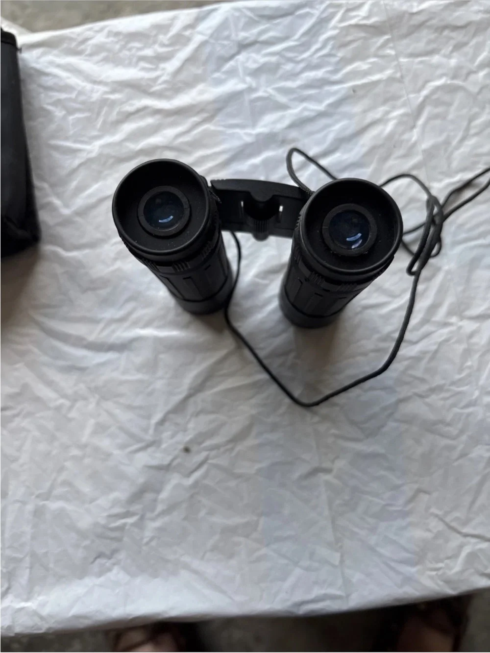 Bushnell 10x25 Compact Binoculars - Black